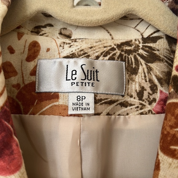 Floral Fun Summer Jacket - Picture 3 of 3